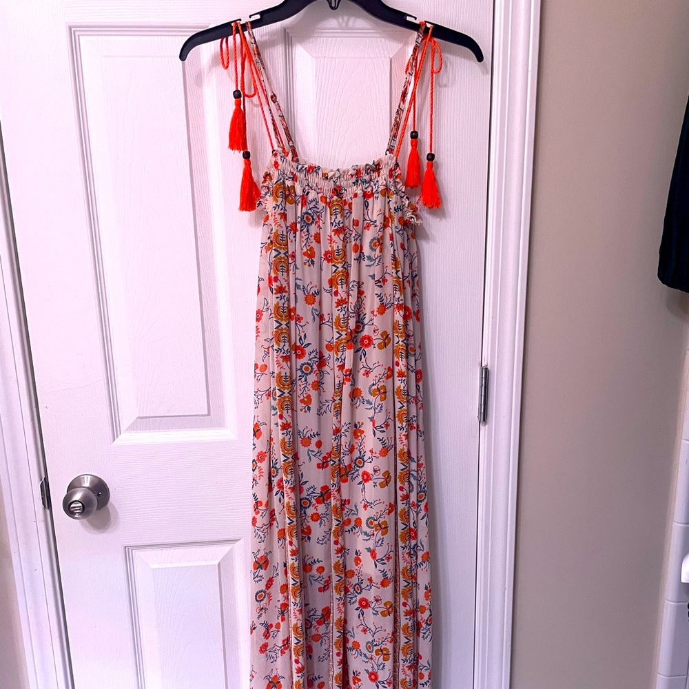 Tie strap smocked maxi